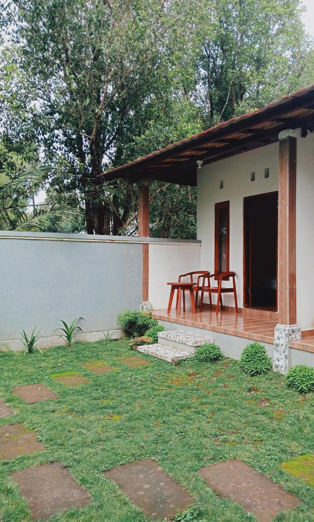Jepun Homestay Lemukih Singaraja Esterno foto