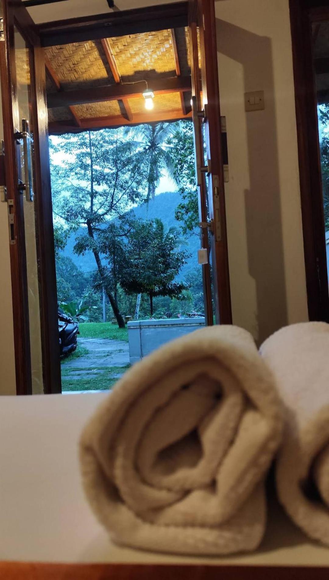 Jepun Homestay Lemukih Singaraja Esterno foto