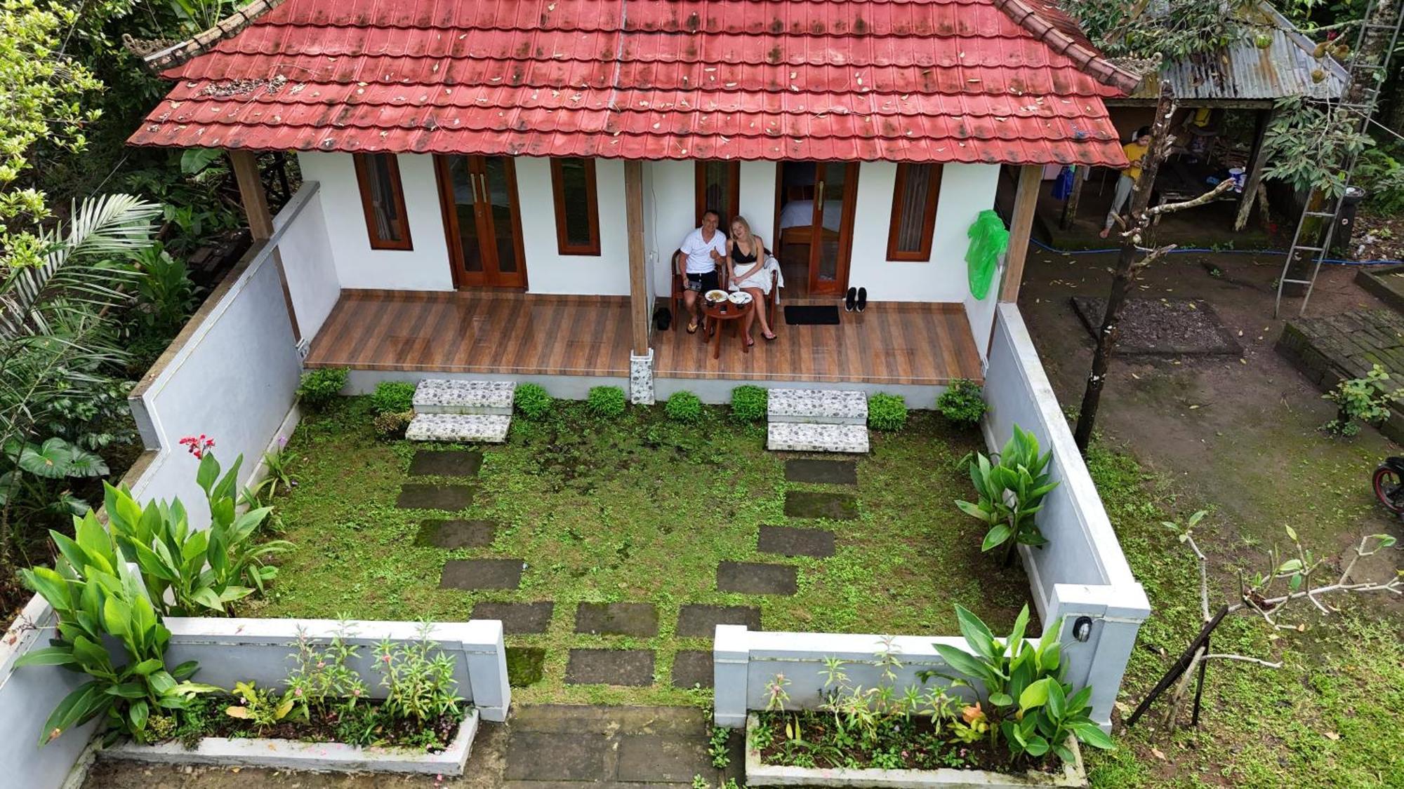Jepun Homestay Lemukih Singaraja Esterno foto